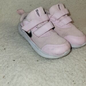 Nike Star Runner Baby-Toddler Girls Sneakers Size 9 Pink Lightweight &‎ Comfy